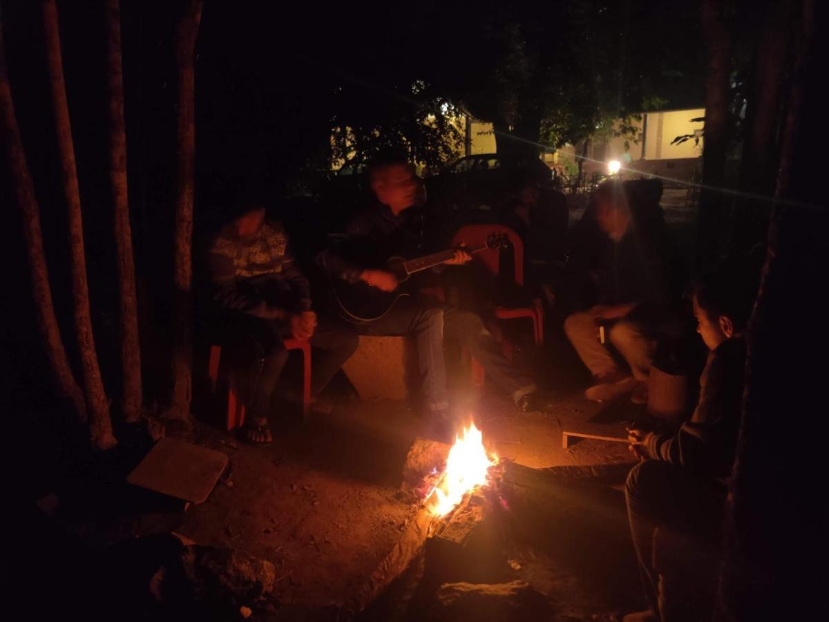 Surwahi Social Ecoestate Kānha Екстериор снимка