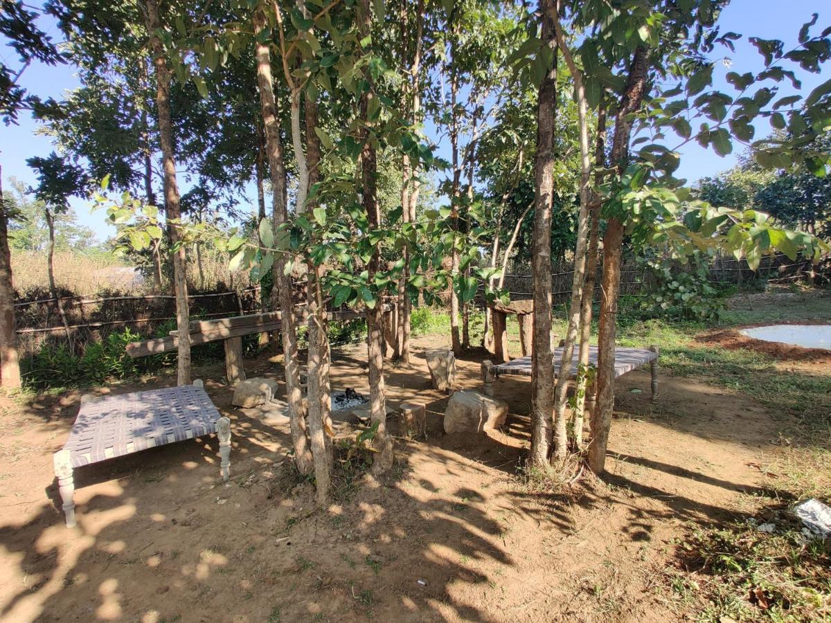 Surwahi Social Ecoestate Kānha Екстериор снимка